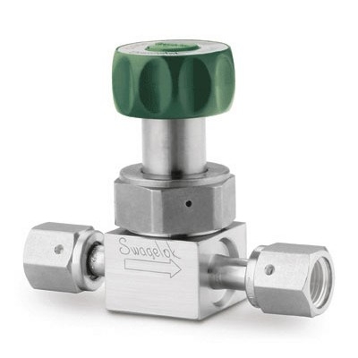 Válvula Diafragma em Aço Inoxidável 316L VAR UHP Série DF para Alto Fluxo, Extremidades: Conexão HVCR Femea para Tubo de 1/4? OD (DE), Limpeza SC-01, Manopla Redonda na Cor Verde (vide MS-02-24)