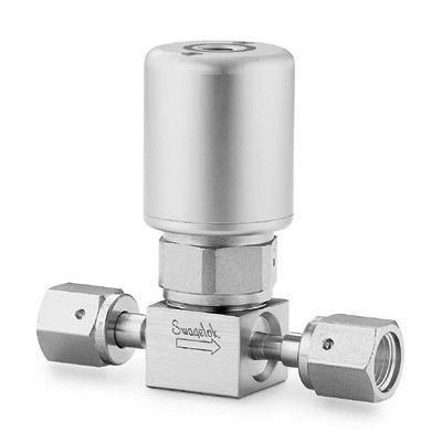Válvula Diafragma sem Molas em Aço Inoxidável 316L VIM/VAR UHP Série DP, Extremidades: Conexão VCR Femea de 1/4?, Limpeza SC-01, Atuador NO (vide MS-01-165)