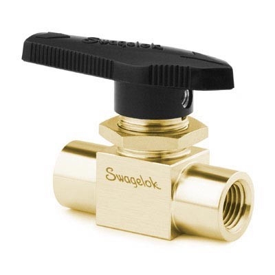 Válvula de Esfera Monobloco de 2 vias Série 40 em Latão CDA 356/360 Conforme Norma ASTM B16, Pressão de Trabalho de 2500 psig (172 bar), Temperatura de Trabalho 10 a 65 ºC com Vedações em PTFE, Coeficiente de Vazão de 0.50, Diâmetro do Orifício de 0,
