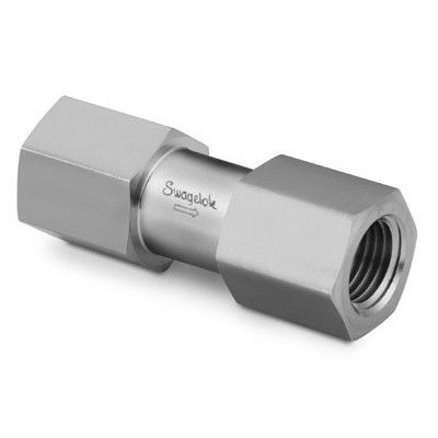 Válvula de Retenção Tipo Poppet Série C em Aço Inoxidável 316 Conforme Norma ASTM A479. Pressão de Trabalho de 2000 psig (137 bar), Temperatura de Trabalho de -23 a 190 °C com Vedações em Fluorcarbono FKM. Extremidades: Rosca NPT Fêmea de 1". Pressão