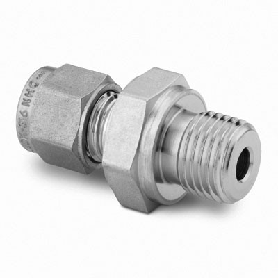 Conector Macho em Aço Inoxidável 316 Conforme ASTM A276, Extremidades: Conexão Swagelok (Dupla Anilha) para Tubos de 18 mm OD (DE) x Rosca BSP Macho Paralela (RP) de 3/4", Limpeza e Embalagem SC-10 da Swagelok.