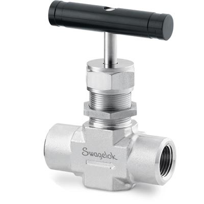 SS Angle-Pattern Integral Bonnet Needle Valve, 1.80 Cv, 1/2 in. FNPT, Regulating Stem