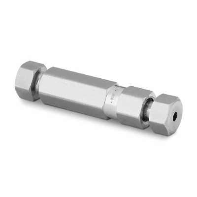 União com Pequeno Espaço Morto para Cromatógrafo em Aço Inoxidável 316 Conforme ASTM A276. Extremidades: Conexão Swagelok (Dupla Anilha) para tubos de 1/16" OD (DE). Limpeza e Embalagem SC-10 da Swagelok.