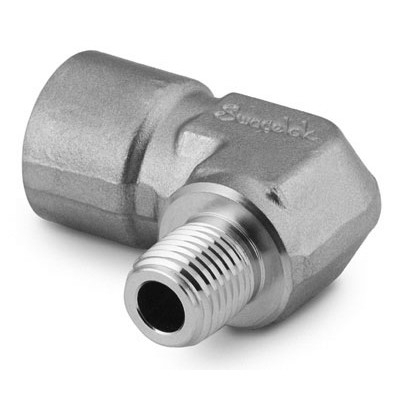 Cotovelo de Redução 90° em Aço Inoxidável 316 Conforme ASTM A182. Extremidades: Rosca NPT Femea de 1/8" x Rosca NPT Macho de 1/16". Limpeza e Embalagem SC-10 da Swagelok.