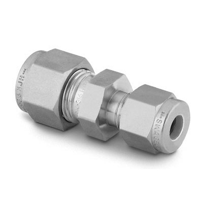 União de Redução com Furo Passante em Aço Inoxidável 316 Conforme ASTM A276, Extremidades: Conexão Swagelok (Dupla Anilha) para Tubos de 1/8" OD (DE) x Conexão Swagelok (Dupla Anilha) para Tubos de 1/16" OD (DE), Limpeza e Embalagem SC-10 da Swagelok