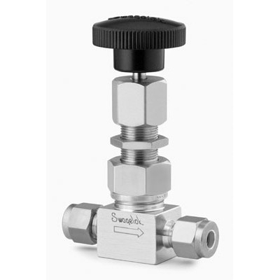 Válvula Micrométrica em Aço Inoxidável Série 31 para Alta Pressão (5000 psig [344 bar]) e Médio Fluxo, Extremidades: Conexão Swagelok (Dupla Anilha) para Tubo de 6 mm OD (DE) (vide MS-01-142)