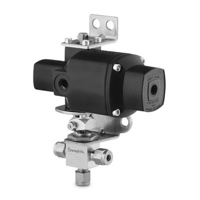 Válvula de Esfera em Aço Inoxidável Série 40G, Monobloco, 3-vias, Cv = 0,90, Extremidades: Conexão Swagelok (Dupla Anilha) para Tubo de 6 mm OD (DE), Atuador de Retorno por Mola (SR) (vide MS-02-331)