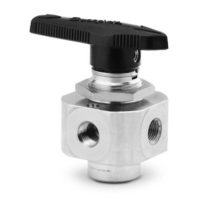 Válvula de Esfera em Aço Inoxidável Série 40, Monobloco, 5-vias, Cv = 0,07, Com limpeza para uso em oxigenio, Extremidades: Rosca NPT Femea de 1/8" (vide MS-02-331).