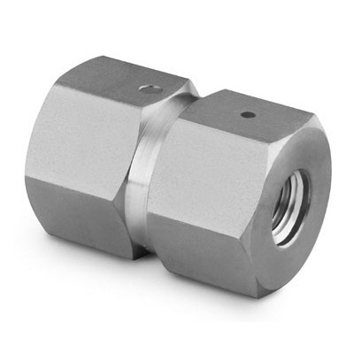 316 SS VCR Face Seal Fitting, Double Female Reducing Union, 1/2 in. Female VCR x 1/4 in. Female VCR, SC-11 Cleaned