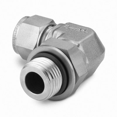 Cotovelo 90° Macho Posicionável em Aço Inoxidável 316 Conforme ASTM A182, Extremidades: Conexão Swagelok (Dupla Anilha) para Tubos de 8 mm OD (DE) x Rosca BSP Macho Paralela (PR) de 1/4", Limpeza e Embalagem SC-10 da Swagelok.