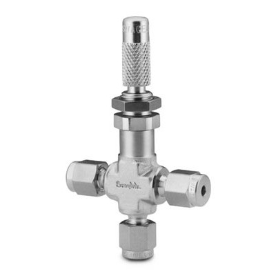 Válvula Micrométrica em Aço Inoxidável Série M para Baixo Fluxo, Padrão Cruzado, Extremidades: Conexão Swagelok (Dupla Anilha) para Tubo de 1/8? OD (DE) (vide o Catálogo MS-01-142)
