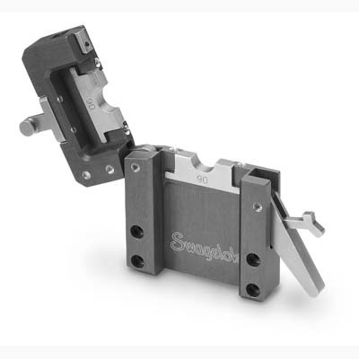 Placa lateral direita.